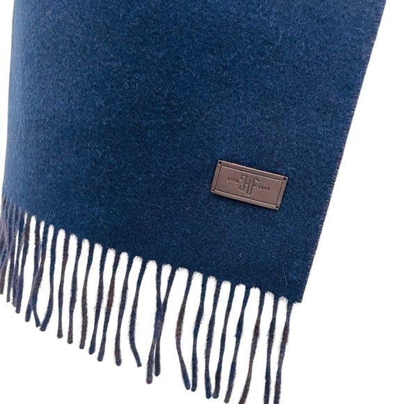 Hickey Freeman Solid Double Face Merino Wool Fringe Scarf Brown/Navy Reversible - Picture 14 of 16